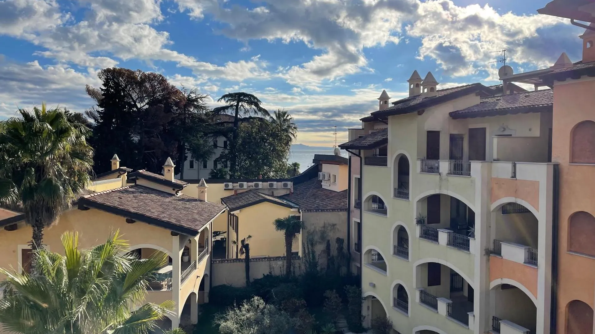 Apartment Benaco Village Home Toscolano Maderno Italy